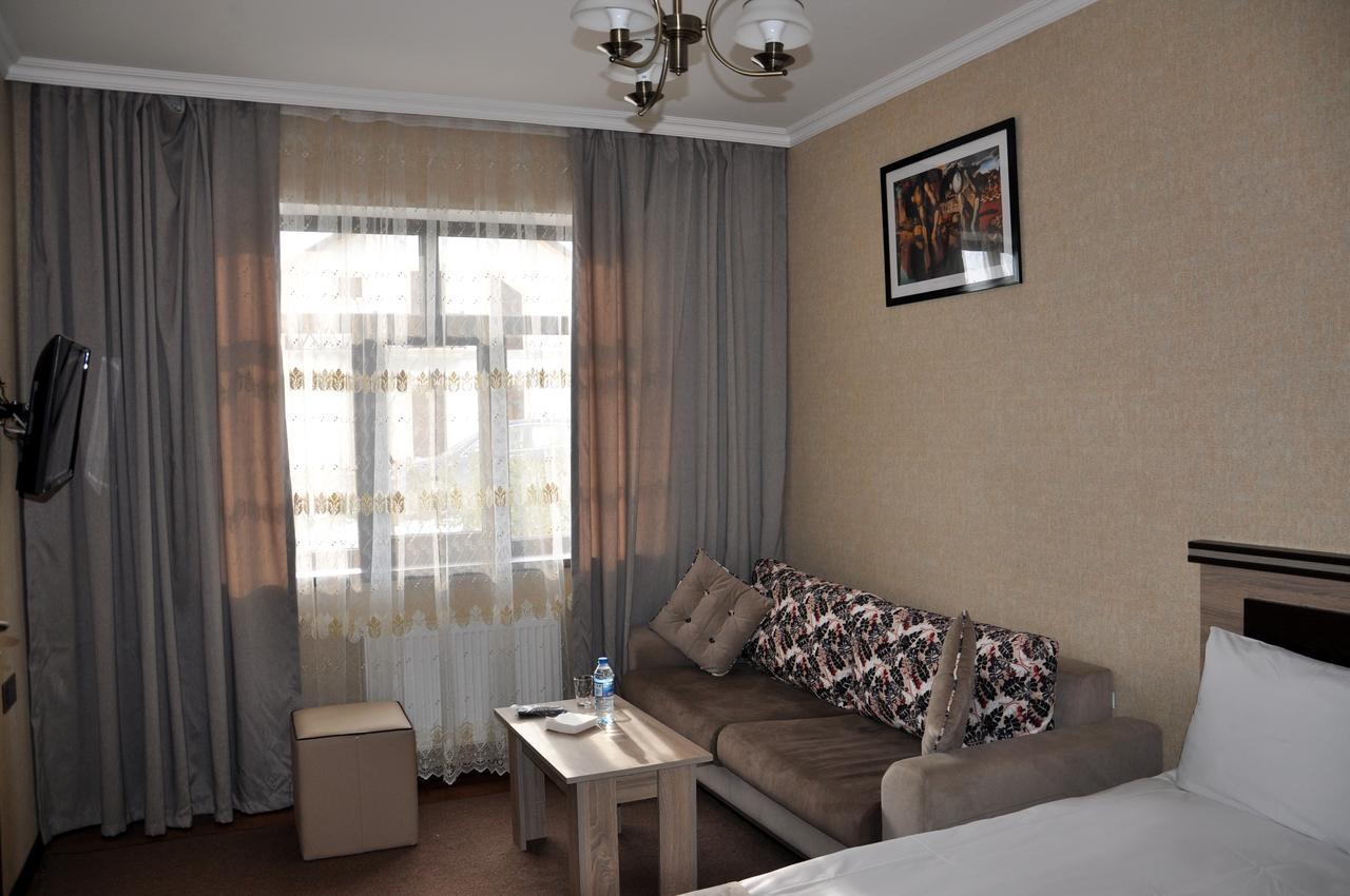 Xutorok Hotel & Restaurant Chilegir 外观 照片