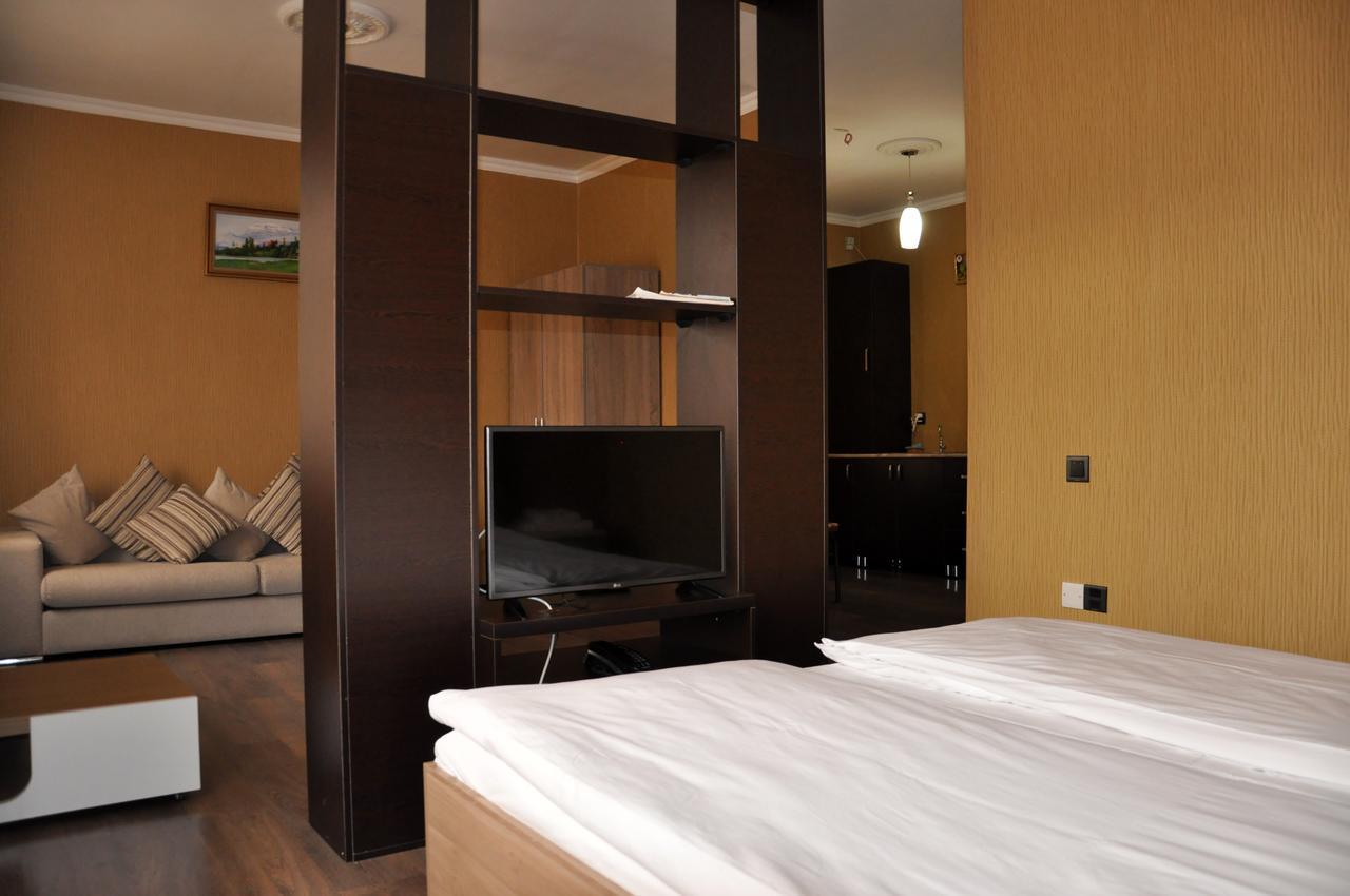 Xutorok Hotel & Restaurant Chilegir 外观 照片
